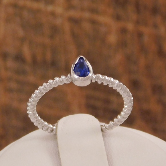 Blue Crystal Water Drop Ring Sterling Silver - Picture 3 of 3